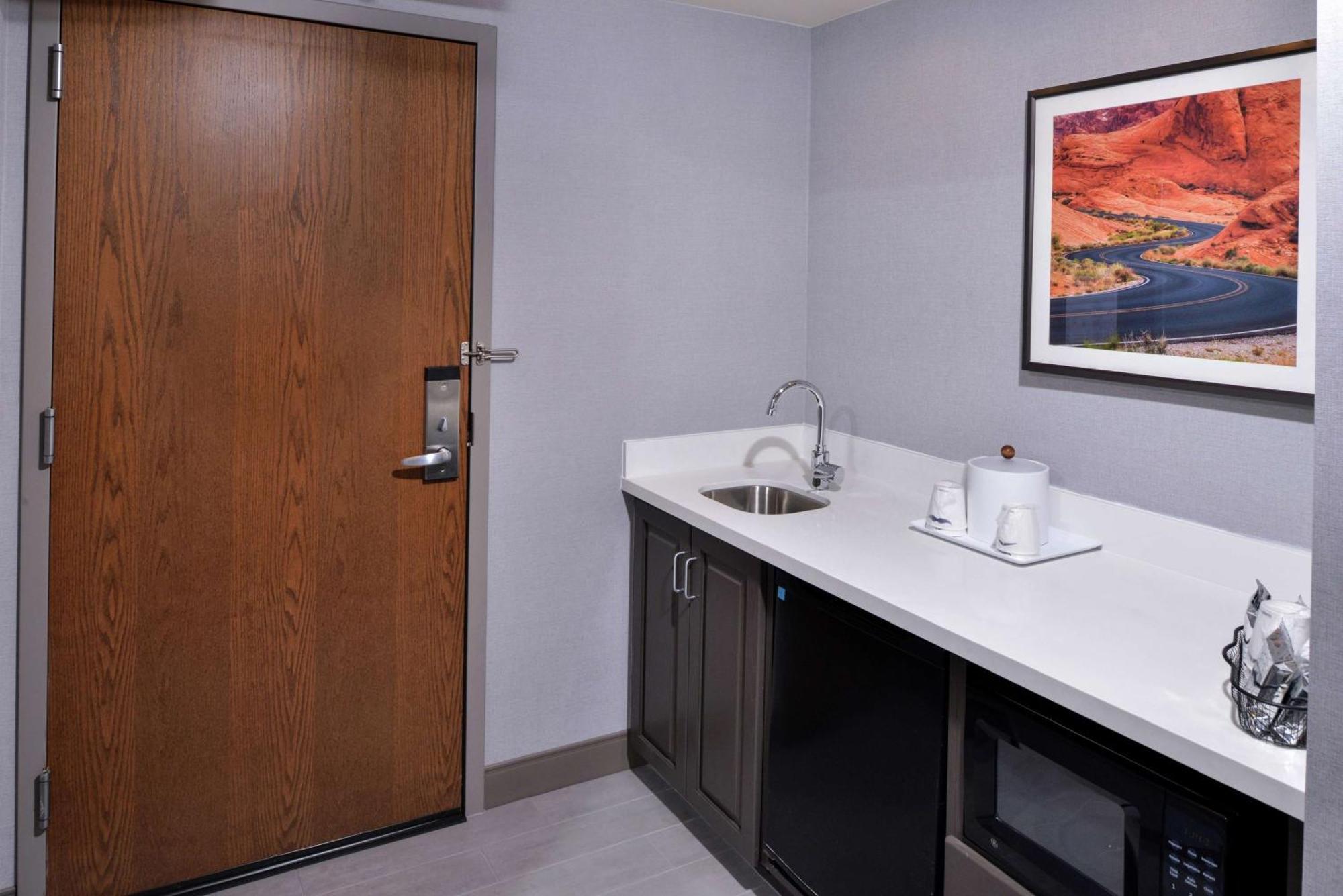 Hampton Inn & Suites Carson City Ngoại thất bức ảnh
