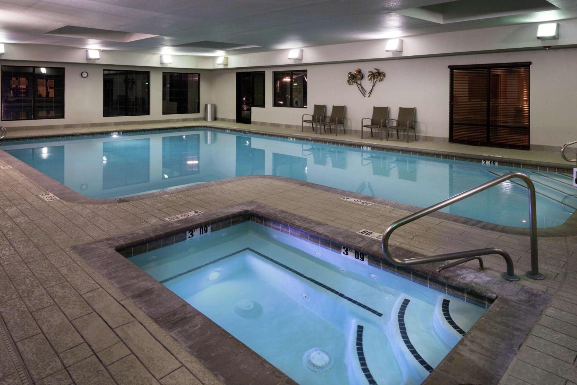 Hampton Inn & Suites Carson City Ngoại thất bức ảnh